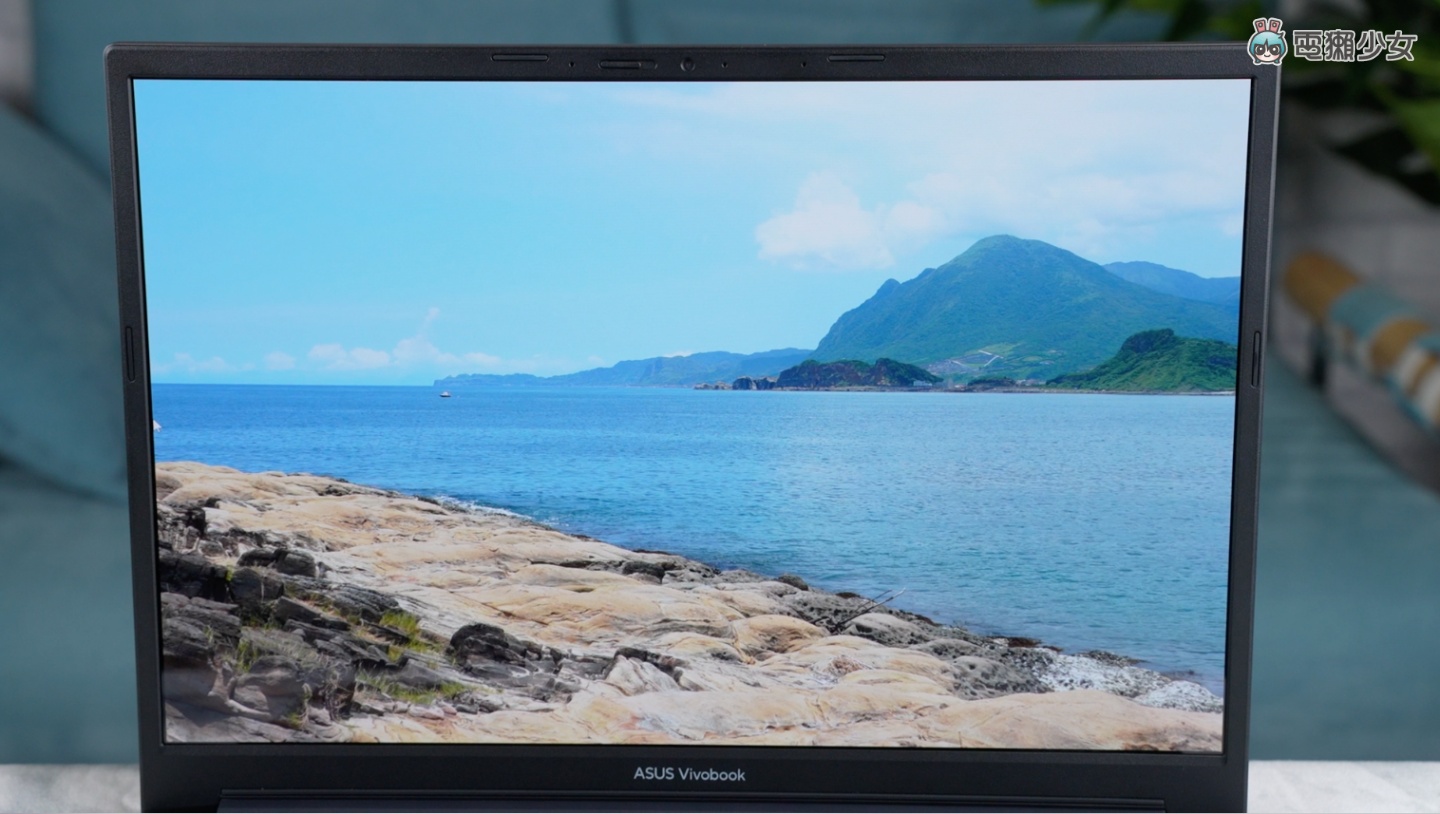 华硕平价 OLED 笔电‘ ASUS Vivobook Pro 14 OLED ’开箱！规格升级幅度超有感 三万五挑笔电就选它