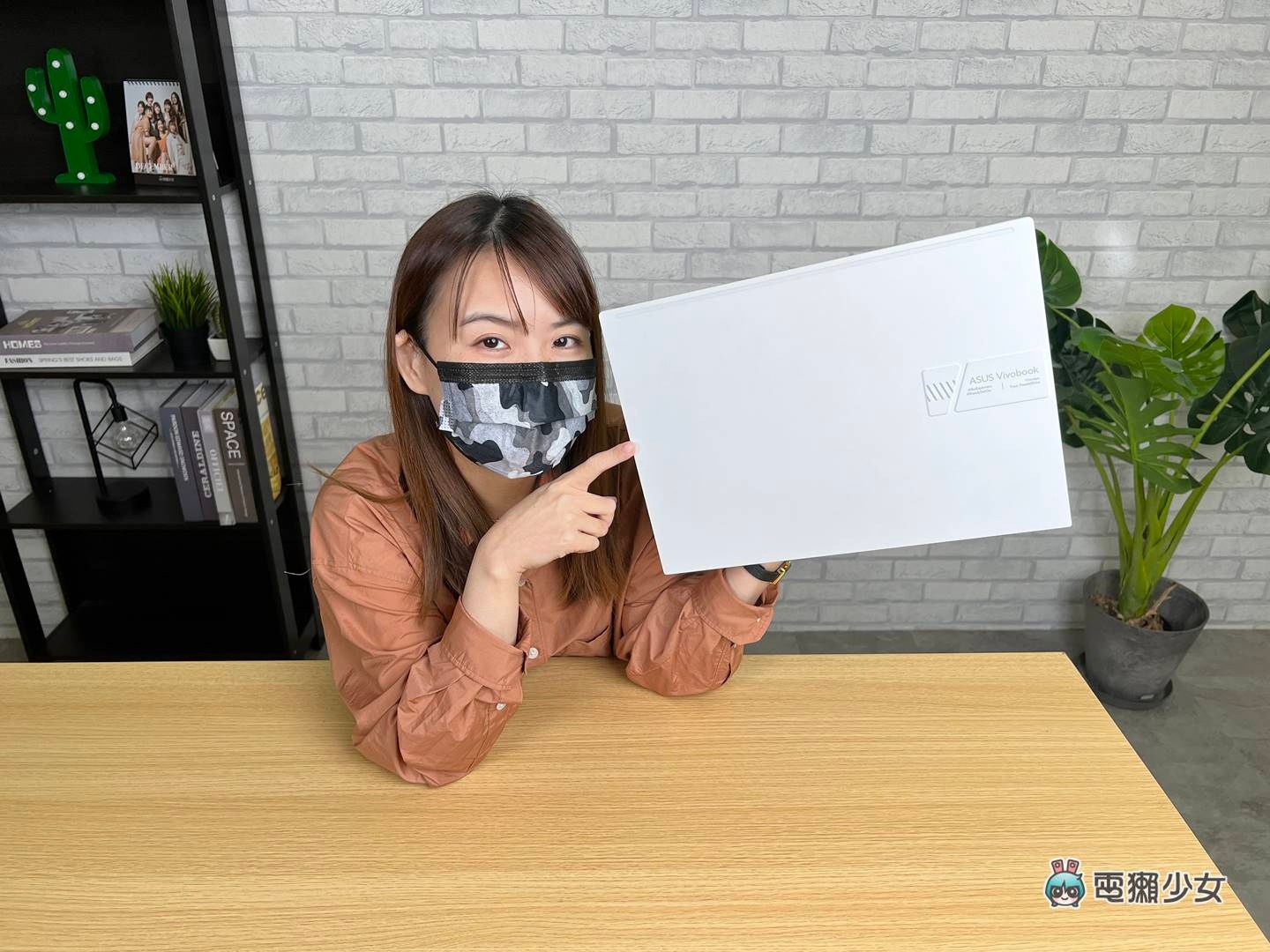 持修代言！2021 华硕潮流创作者笔电 Vivobook Pro X 开箱！4K OLED 萤幕与 AMD 与 Intel 双版本处理器