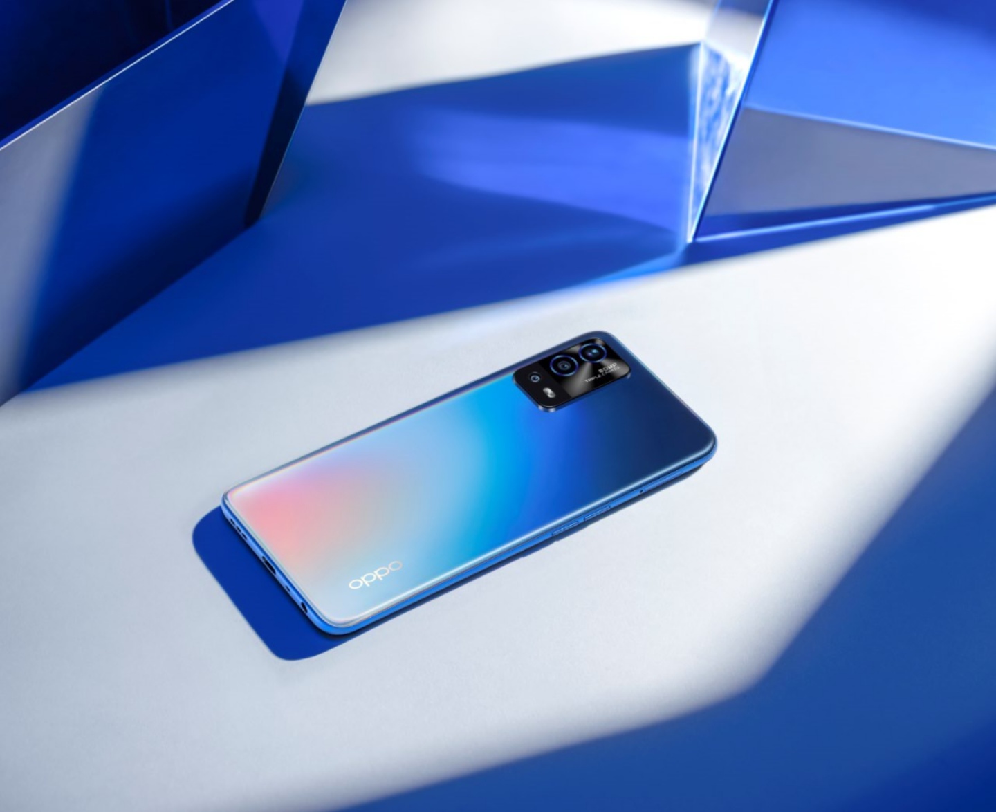 OPPO 新机 A55 登台!搭载 5000 万像素的主镜头 + 5000mAh 大电量 售价新台币 5,990 元 内容图1 潮品文-大潮社旗下实时最新热点娱乐时尚数码等新闻资讯网站! OPPO 新机 A55 登台!搭载 5000 万像素的主镜头 + 5000mAh 大电量 售价新台币 5,990 元