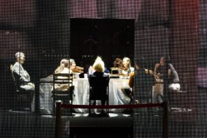 出门｜《神不在的小镇》我都看了些什么？