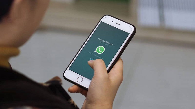 News I WhatsApp推出多设备登录功能！手机没电也可以继续聊天！ 更多热点 图1张