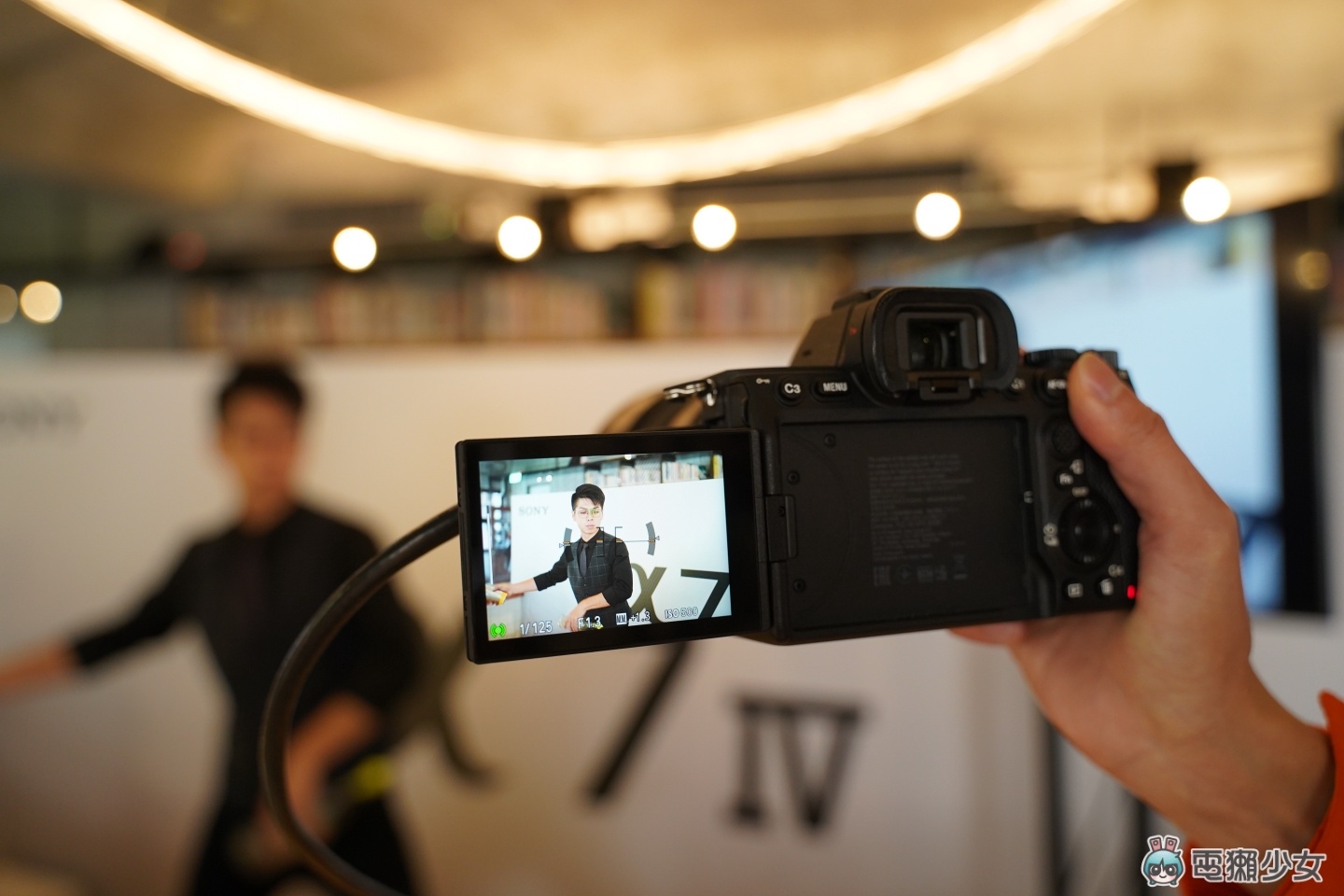 出门｜Sony α7 IV 发表 录影新增三大功能：对焦图、AF 帮助、呼吸补偿 单机售价 64,980 起 数码科技 图9张