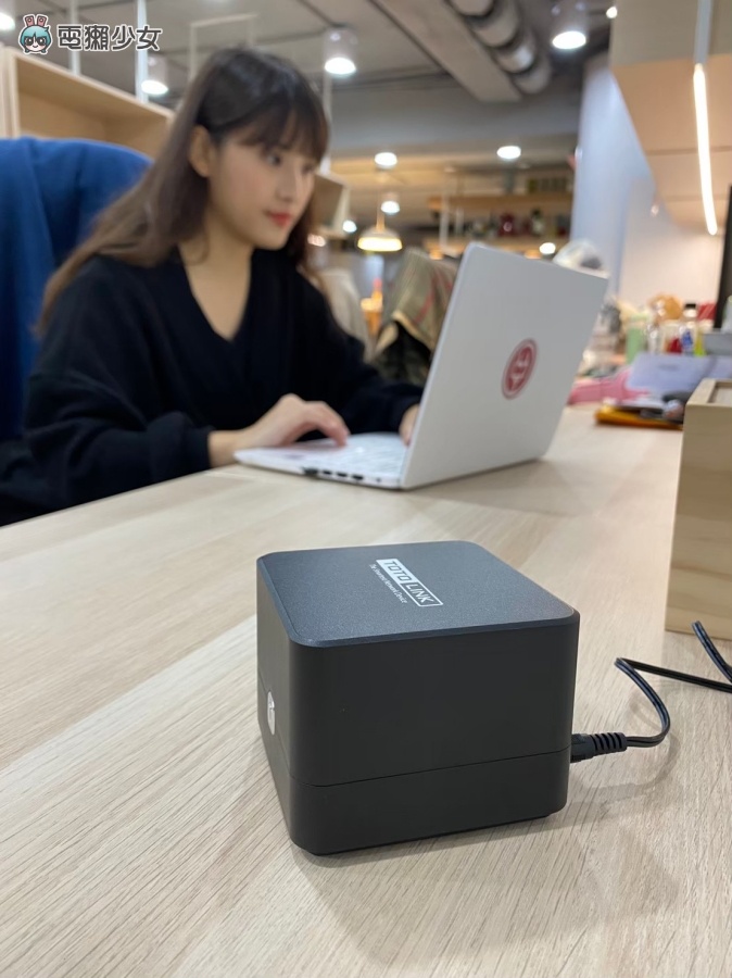 开箱|把 Wi-Fi 范围放大吧!TOTOLINK T8 Mesh 全覆盖 Giga 路由器 配对快、网速快 内容图5 潮品文-大潮社旗下实时最新热点娱乐时尚数码等新闻资讯网站! 开箱|把 Wi-Fi 范围放大吧!TOTOLINK T8 Mesh 全覆盖 Giga 路由器 配对快、网速快