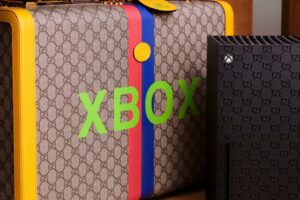 跨界联名！Xbox 与 Gucci 推出限量版的 Xbox Series X，要价 28 万元，全球限量 100 套！