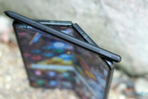 Galaxy Z Fold 4 传出将没有 S Pen 收纳设计，有可能保持不变的形式