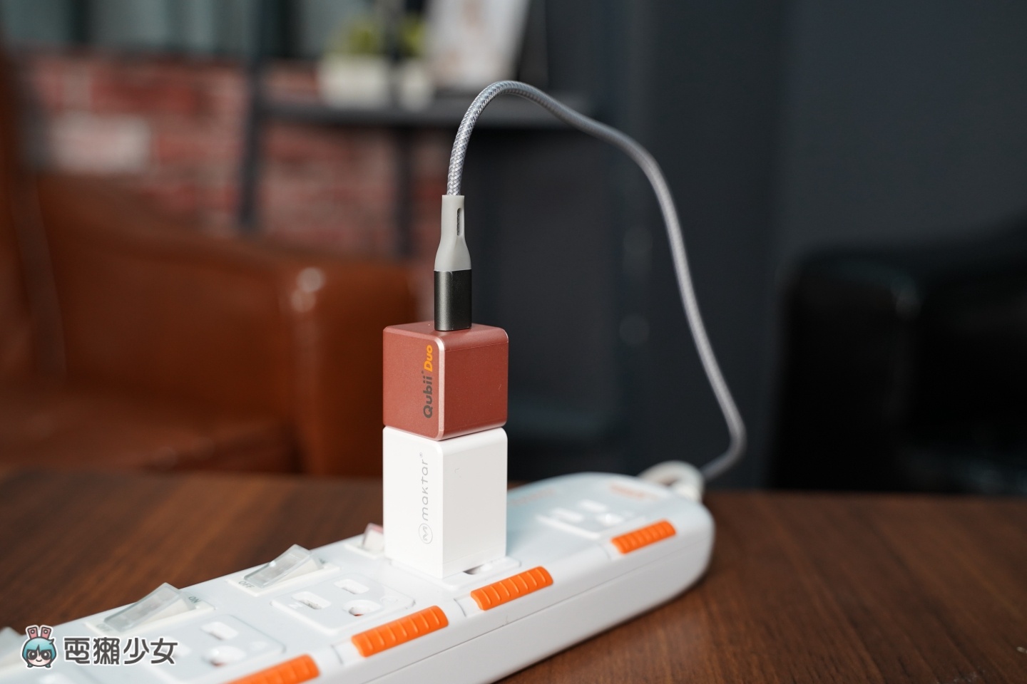 换新机要转移大量照片都会失败?‘ Qubii Duo 双用备份豆腐 ’边充电边备份 Android、iPhone 跨系统也没问题! 内容图11 潮品文-大潮社旗下实时最新热点娱乐时尚数码等新闻资讯网站! 换新机要转移大量照片都会失败?‘ Qubii Duo 双用备份豆腐 ’边充电边备份 Android、iPhone 跨系统也没问题!