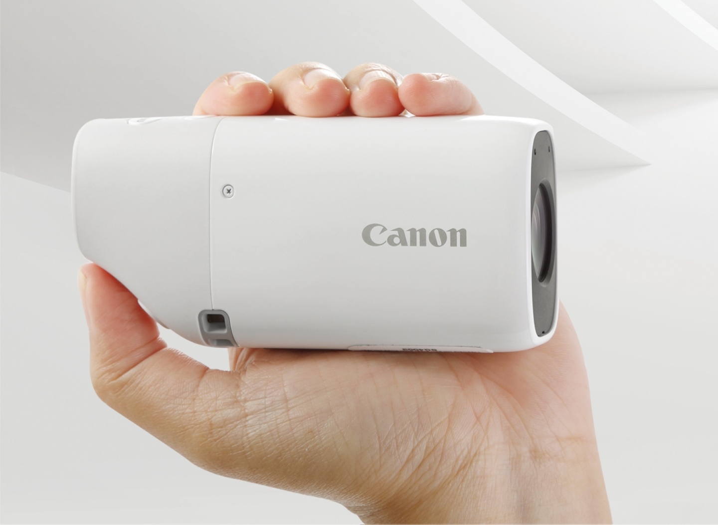 Canon 掌上型超望远相机‘ PowerShot ZOOM ’登台!体积轻巧好操作,且支援即时 3 段式变焦 内容图2 潮品文-大潮社旗下实时最新热点娱乐时尚数码等新闻资讯网站! Canon 掌上型超望远相机‘ PowerShot ZOOM ’登台!体积轻巧好操作,且支援即时 3 段式变焦