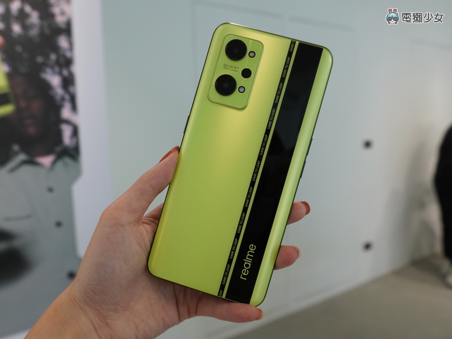 出门|‘ realme GT Neo2 ’cool 冷旗舰机正式登台,主打超强散热及潮玩设计!同场加映:narzo 50A / 50i 大电量兄弟档 内容图3 潮品文-大潮社旗下实时最新热点娱乐时尚数码等新闻资讯网站! 出门|‘ realme GT Neo2 ’cool 冷旗舰机正式登台,主打超强散热及潮玩设计!同场加映:narzo 50A / 50i 大电量兄弟档