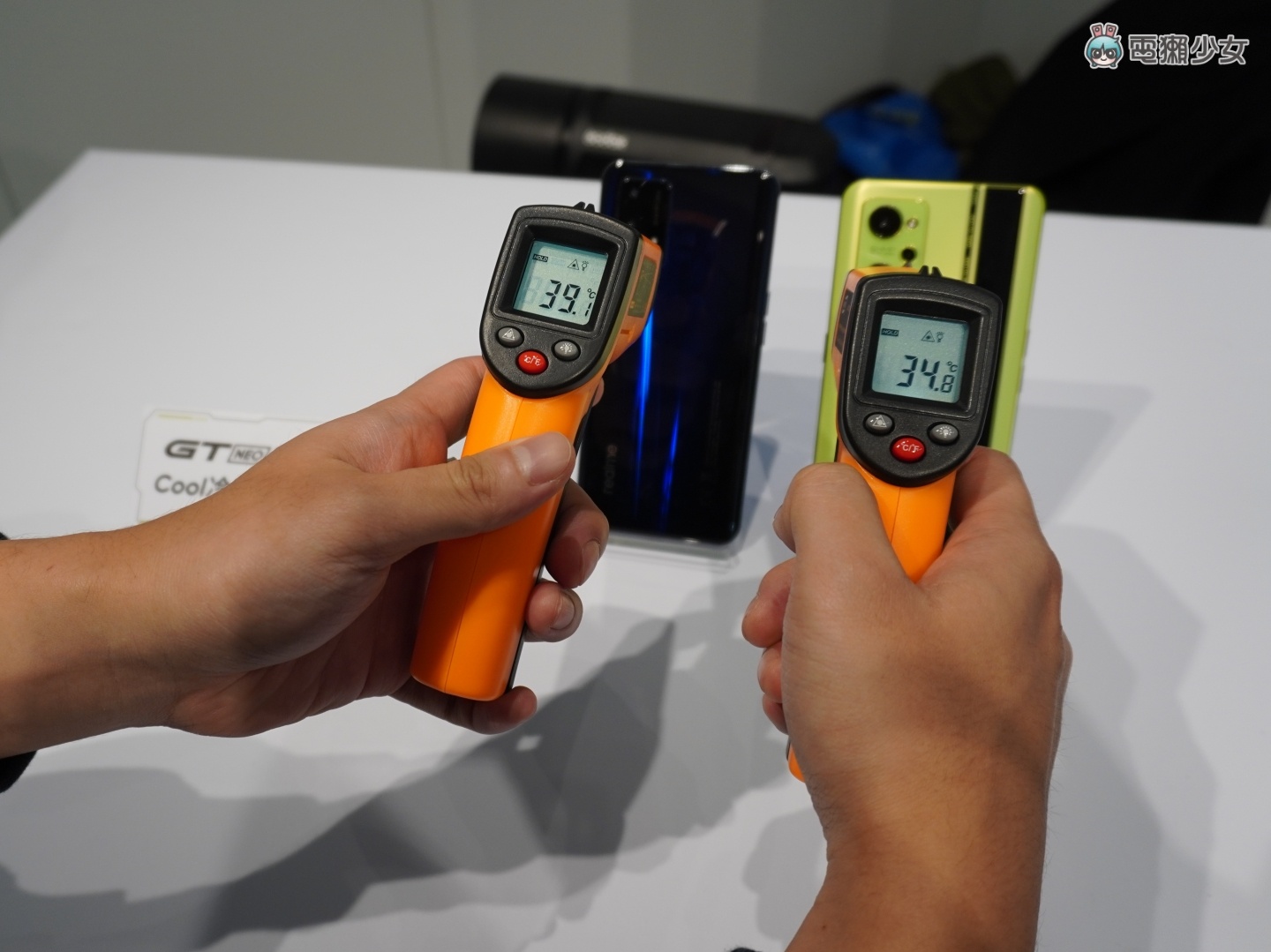 出门|‘ realme GT Neo2 ’cool 冷旗舰机正式登台,主打超强散热及潮玩设计!同场加映:narzo 50A / 50i 大电量兄弟档 内容图8 潮品文-大潮社旗下实时最新热点娱乐时尚数码等新闻资讯网站! 出门|‘ realme GT Neo2 ’cool 冷旗舰机正式登台,主打超强散热及潮玩设计!同场加映:narzo 50A / 50i 大电量兄弟档