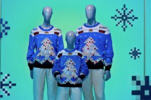微软一年一度的丑毛衣又来了！这次是经典的‘ 踩地雷 ’造型