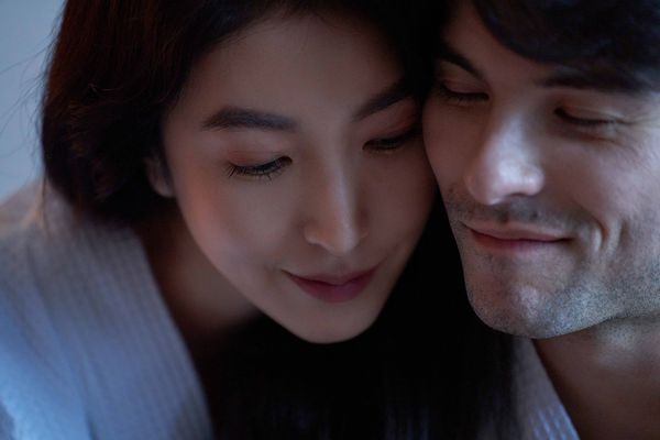 金句 I 《华灯初上》凤小岳让人听完拳头很硬的“渣男金句” 更多热点 图1张