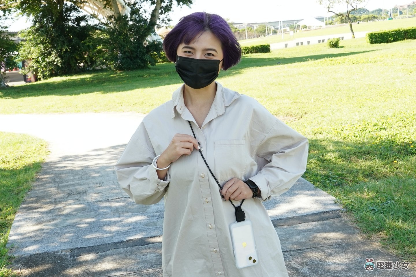 挂在脖子上说走就走！bitplay iPhone 13 系列户外风格手机壳 机能性超高适合 Outdoor 咖 数码科技 图9张