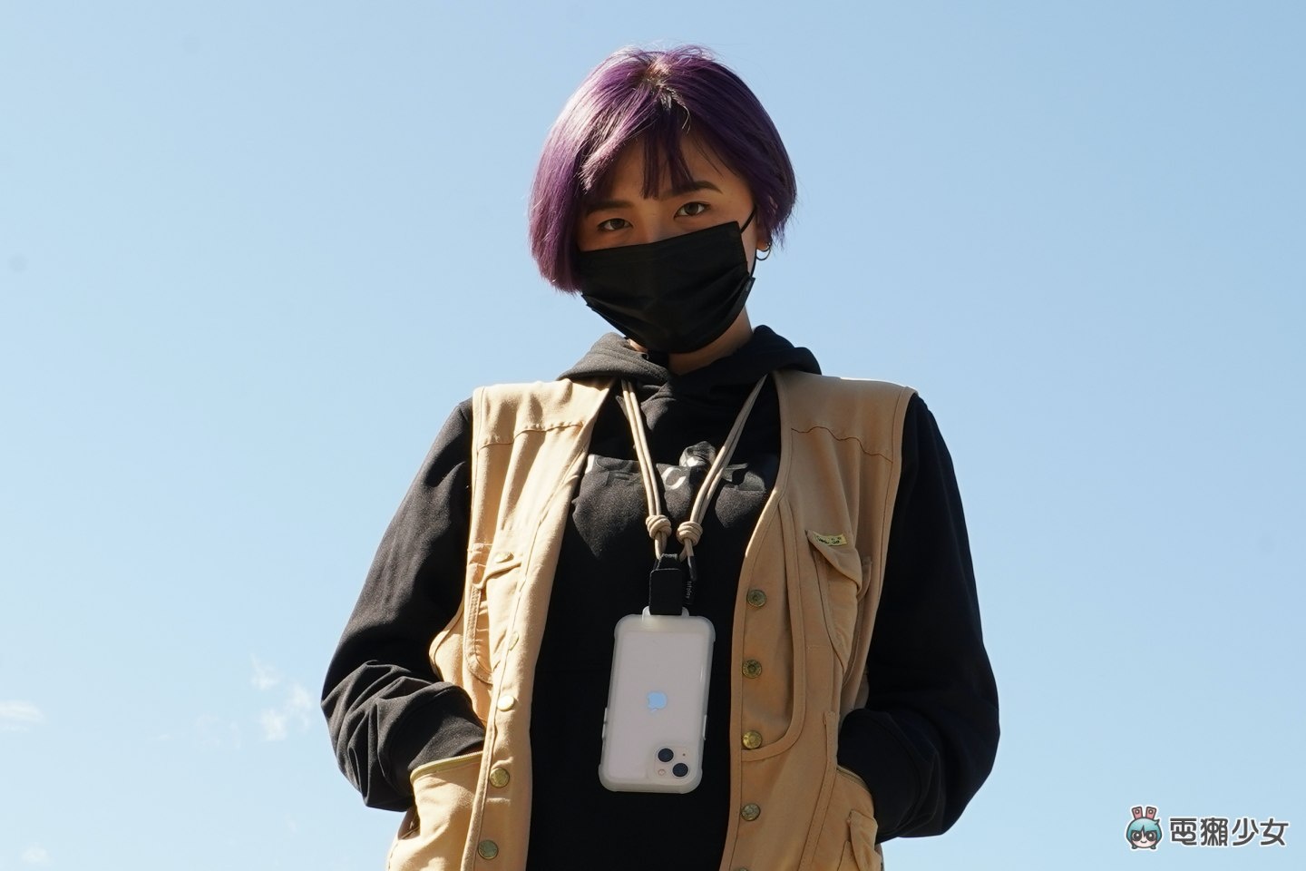 挂在脖子上说走就走！bitplay iPhone 13 系列户外风格手机壳 机能性超高适合 Outdoor 咖 数码科技 图14张