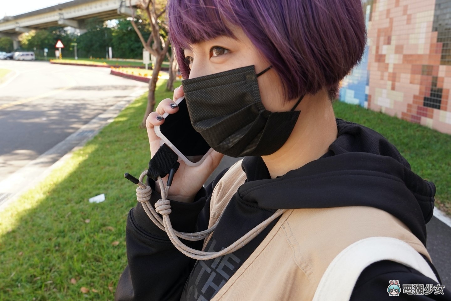 挂在脖子上说走就走！bitplay iPhone 13 系列户外风格手机壳 机能性超高适合 Outdoor 咖 数码科技 图18张