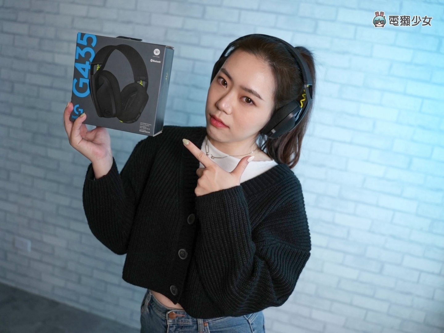 开箱|电竞耳机也可以很轻盈!罗技 G435 一机多用的轻量双模无线蓝牙耳机 内容图10 潮品文-大潮社旗下实时最新热点娱乐时尚数码等新闻资讯网站! 开箱|电竞耳机也可以很轻盈!罗技 G435 一机多用的轻量双模无线蓝牙耳机