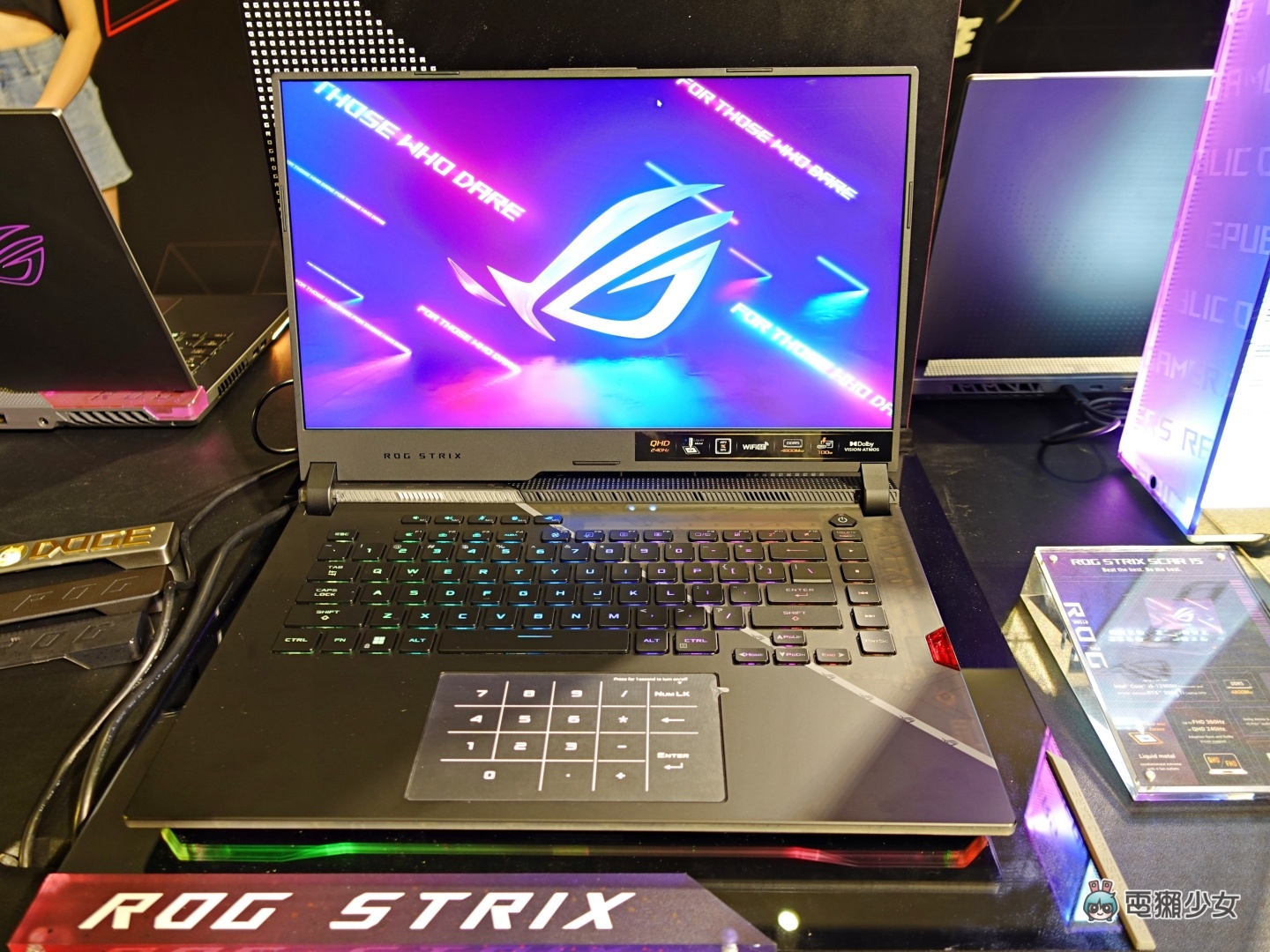 华硕首款 ROG Flow Z13 电竞平板亮相!多款电竞笔电也都一并于 CES 展上现身 内容图15 潮品文-大潮社旗下实时最新热点娱乐时尚数码等新闻资讯网站! 华硕首款 ROG Flow Z13 电竞平板亮相!多款电竞笔电也都一并于 CES 展上现身