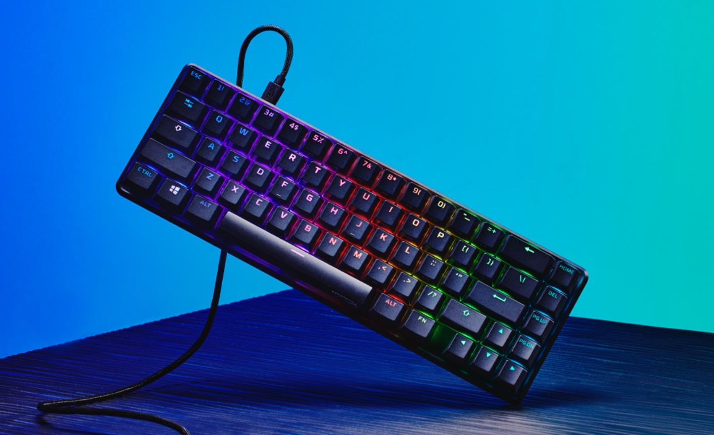 HyperX 带来六项全新电竞产品!包含耳机、鼠标、机械式键盘,还推出了首款游戏摇杆! 内容图8 潮品文-大潮社旗下实时最新热点娱乐时尚数码等新闻资讯网站! HyperX 带来六项全新电竞产品!包含耳机、鼠标、机械式键盘,还推出了首款游戏摇杆!