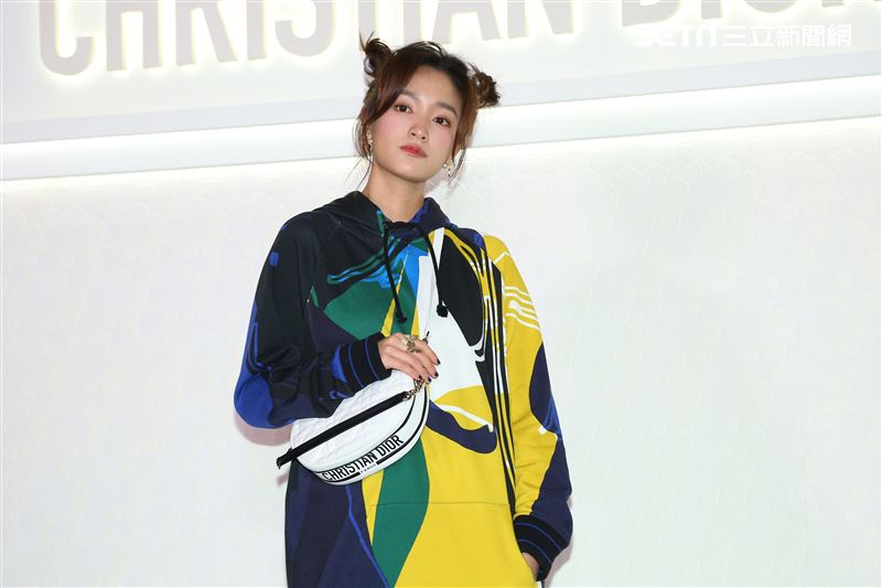 王净饰演“Rose妈妈”年轻模样。（图／记者杨澍摄影）