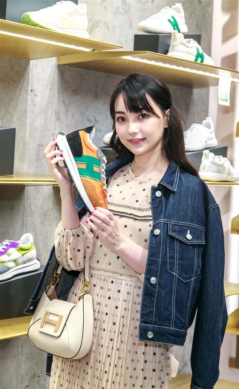 黑嘉嘉理想型曝光　女神只开出1条件：比会下围棋重要！ 时尚资讯 图1张