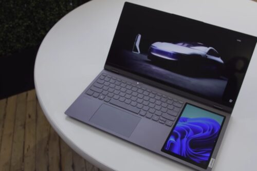 外型太特别！Lenovo 推出‘ ThinkBook Plus Gen3 ’键盘区右侧加了一块 8 吋萤幕 笔电变得好长？