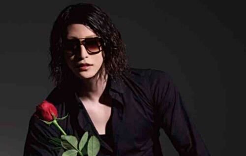 29岁第一牛郎无法来台　罗兰再度金句喷发：疫情年收照高