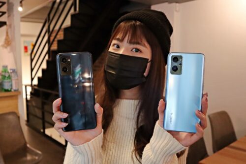 出门｜realme 9i 快速把玩 售价台币六千有找！同场加映 realme 2022 年度新目标