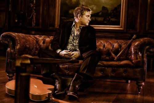 传奇摇滚天王“肉块”过世享寿74岁！全球狂销1亿专辑