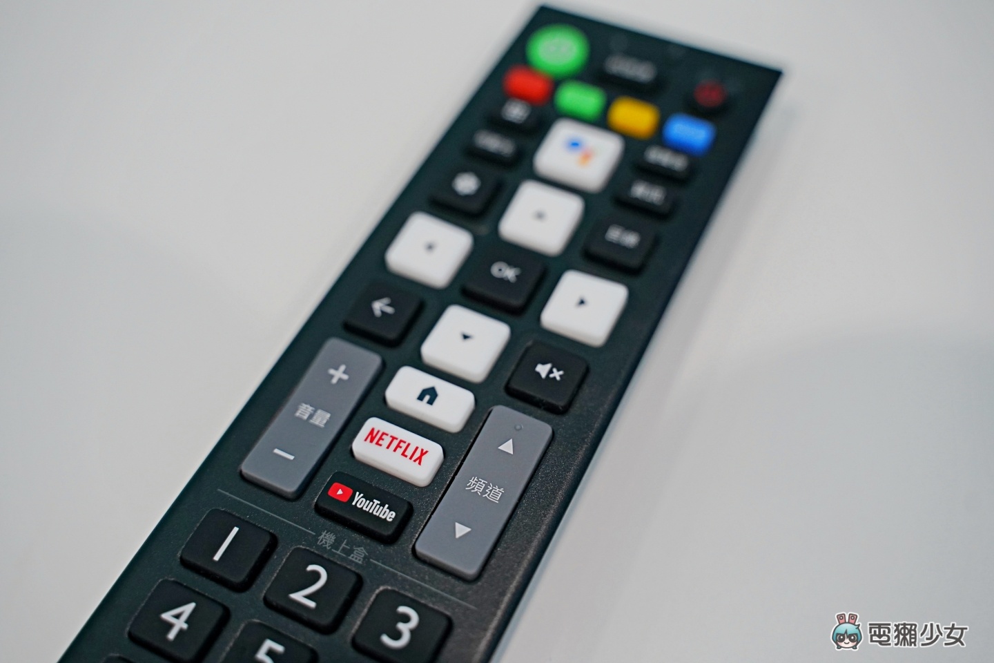 开箱｜‘ BenQ E75-730 追剧护眼智慧电视 ’DC 调光不闪屏 给你 4K HDR 真护眼大萤幕