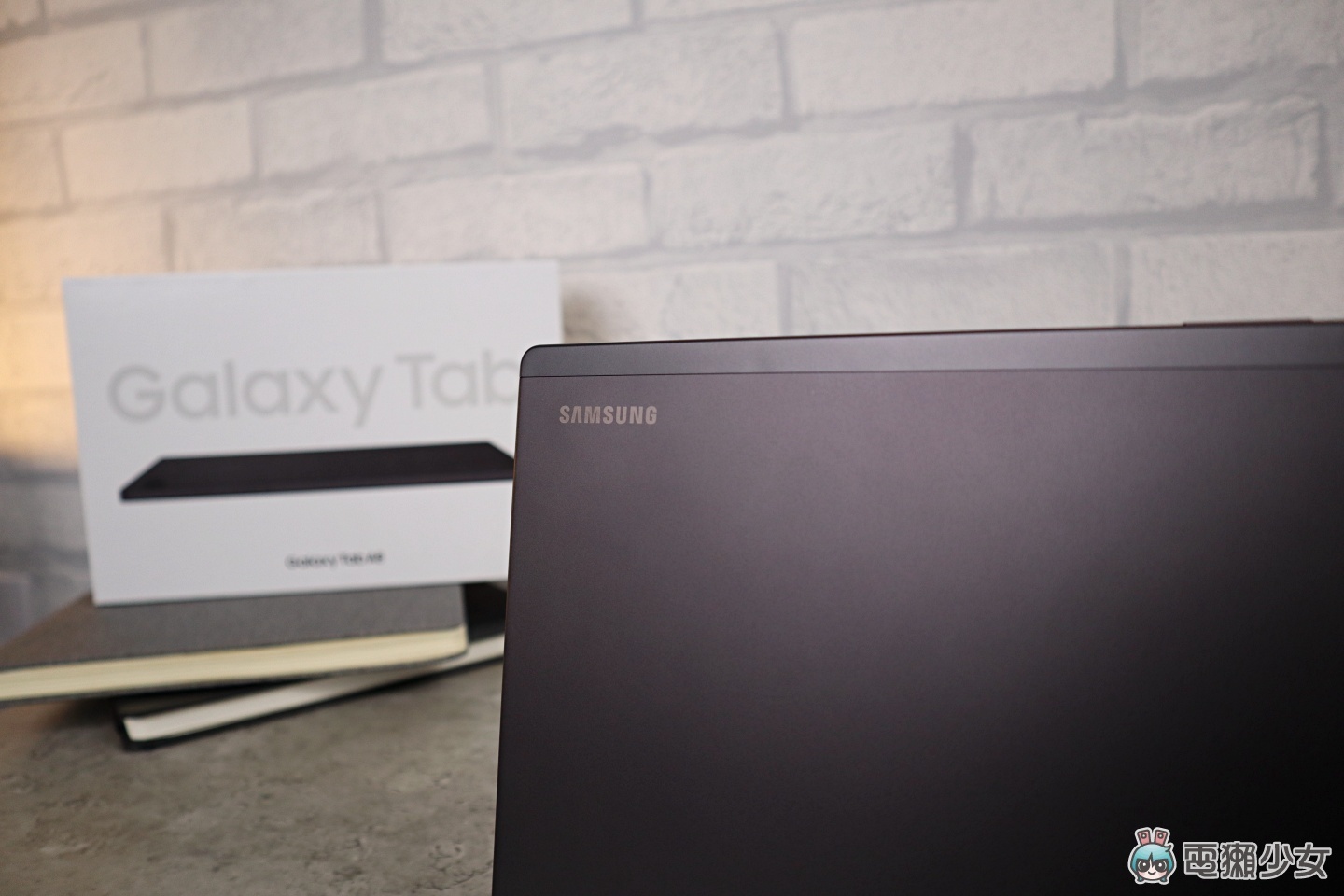 开箱｜平板 7000 元有找！三星 Galaxy Tab A8 杜比四扬声器外加大萤幕，满足你的影音娱乐需求