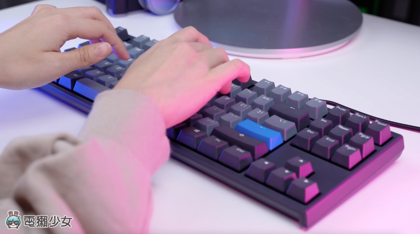 欢迎入坑机械键盘!青轴、红轴、茶轴怎么挑?尺寸、键帽也有学问! 内容图7 潮品文-大潮社旗下实时最新热点娱乐时尚数码等新闻资讯网站! 欢迎入坑机械键盘!青轴、红轴、茶轴怎么挑?尺寸、键帽也有学问!