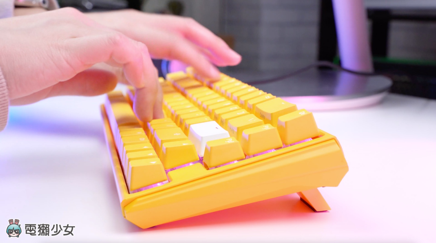 欢迎入坑机械键盘!青轴、红轴、茶轴怎么挑?尺寸、键帽也有学问! 内容图20 潮品文-大潮社旗下实时最新热点娱乐时尚数码等新闻资讯网站! 欢迎入坑机械键盘!青轴、红轴、茶轴怎么挑?尺寸、键帽也有学问!