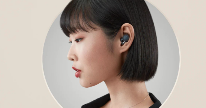 这耳机造型超特别!Sony 推出‘ LinkBuds ’开放式环状设计,让你边听音乐也能听到周围的声音 内容图5 潮品文-大潮社旗下实时最新热点娱乐时尚数码等新闻资讯网站! 这耳机造型超特别!Sony 推出‘ LinkBuds ’开放式环状设计,让你边听音乐也能听到周围的声音