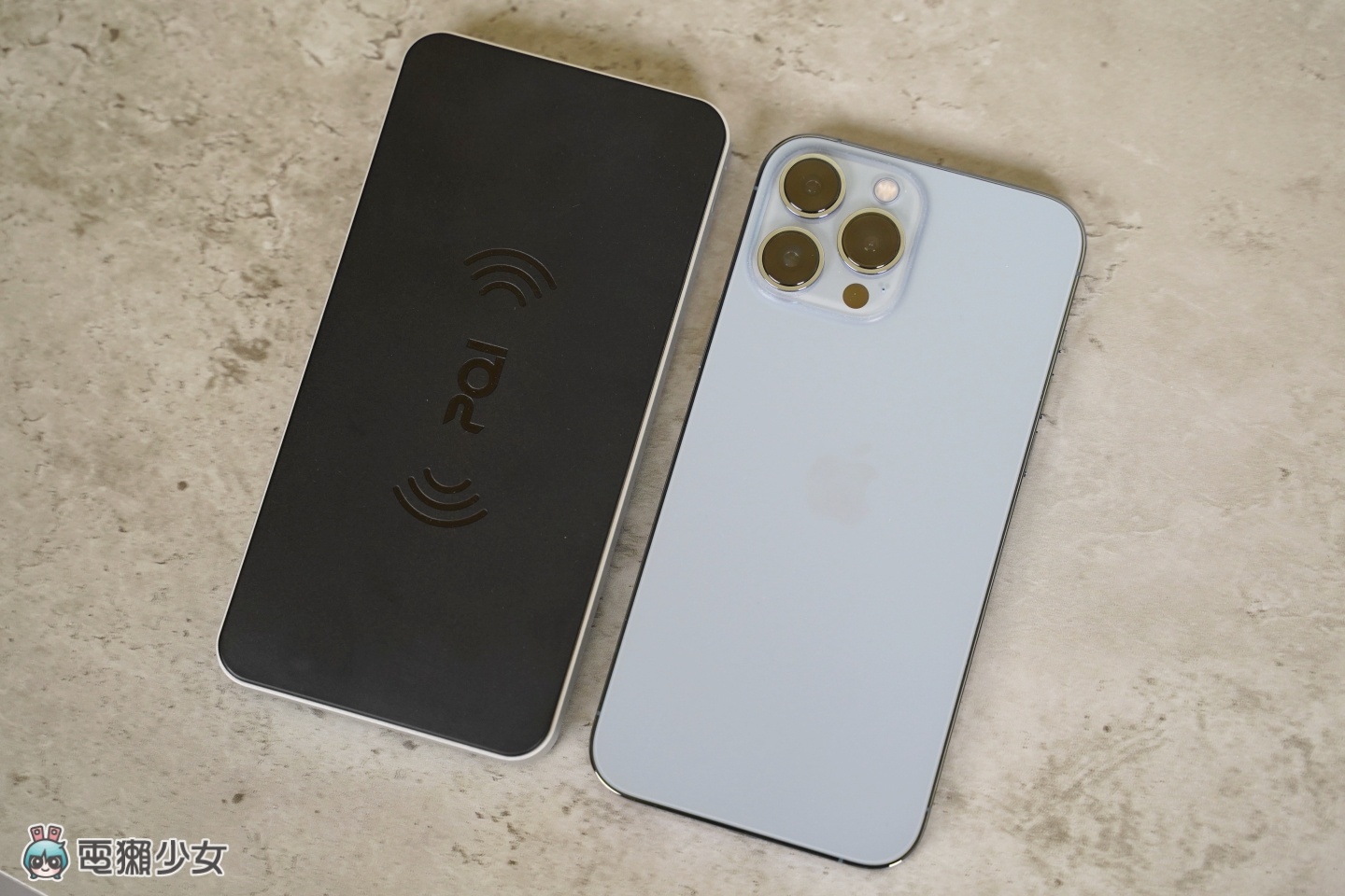 给你满满电力!pqi 的‘ WPB10 ’移动电源可无线充电 还有旅行必备四孔的 100W 充电头 内容图4 潮品文-大潮社旗下实时最新热点娱乐时尚数码等新闻资讯网站! 给你满满电力!pqi 的‘ WPB10 ’移动电源可无线充电 还有旅行必备四孔的 100W 充电头