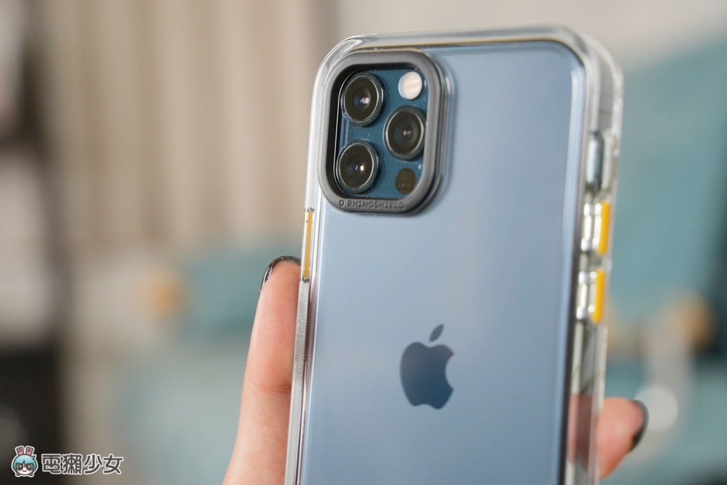 私物开箱|犀牛盾不变黄‘ Clear 透明手机壳 ’搭配现在最潮的挂绳 解放双手!(加映:进击的巨人联名款) 内容图4 潮品文-大潮社旗下实时最新热点娱乐时尚数码等新闻资讯网站! 私物开箱|犀牛盾不变黄‘ Clear 透明手机壳 ’搭配现在最潮的挂绳 解放双手!(加映:进击的巨人联名款)