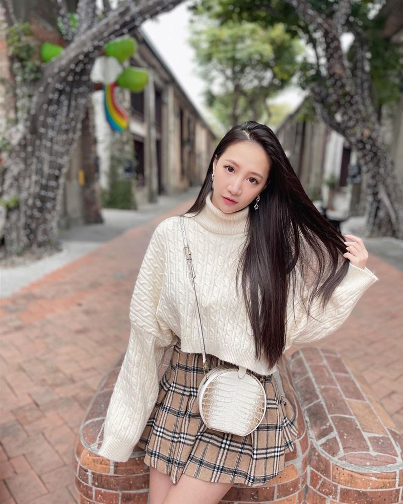 “蛇姬”林采缇不时放送福利给粉丝。（图／翻摄自林采缇 IG）