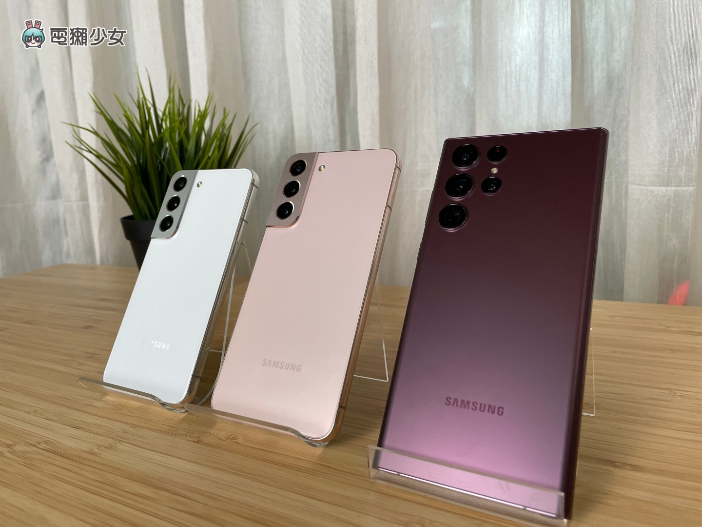 三星 Galaxy S22、Galaxy S22+、Galaxy S22 Ultra 该怎么选?拍照、手感、续航等使用体验一次告诉你 内容图2 潮品文-大潮社旗下实时最新热点娱乐时尚数码等新闻资讯网站! 三星 Galaxy S22、Galaxy S22+、Galaxy S22 Ultra 该怎么选?拍照、手感、续航等使用体验一次告诉你