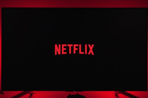 Netflix 开第一枪！用户若‘ 没住在一起 ’必须额外付费 才能观看影音内容