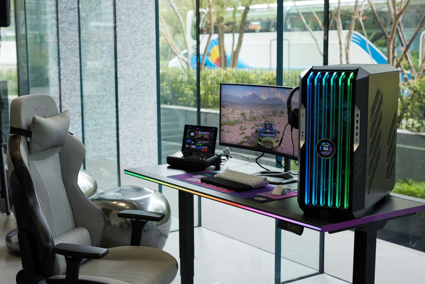 Cooler Master 推出‘ 酷玩行者 ’游戏体验专车!将于 4/2 起在中国台湾巡回展出 内容图2 潮品文-大潮社旗下实时最新热点娱乐时尚数码等新闻资讯网站! Cooler Master 推出‘ 酷玩行者 ’游戏体验专车!将于 4/2 起在中国台湾巡回展出