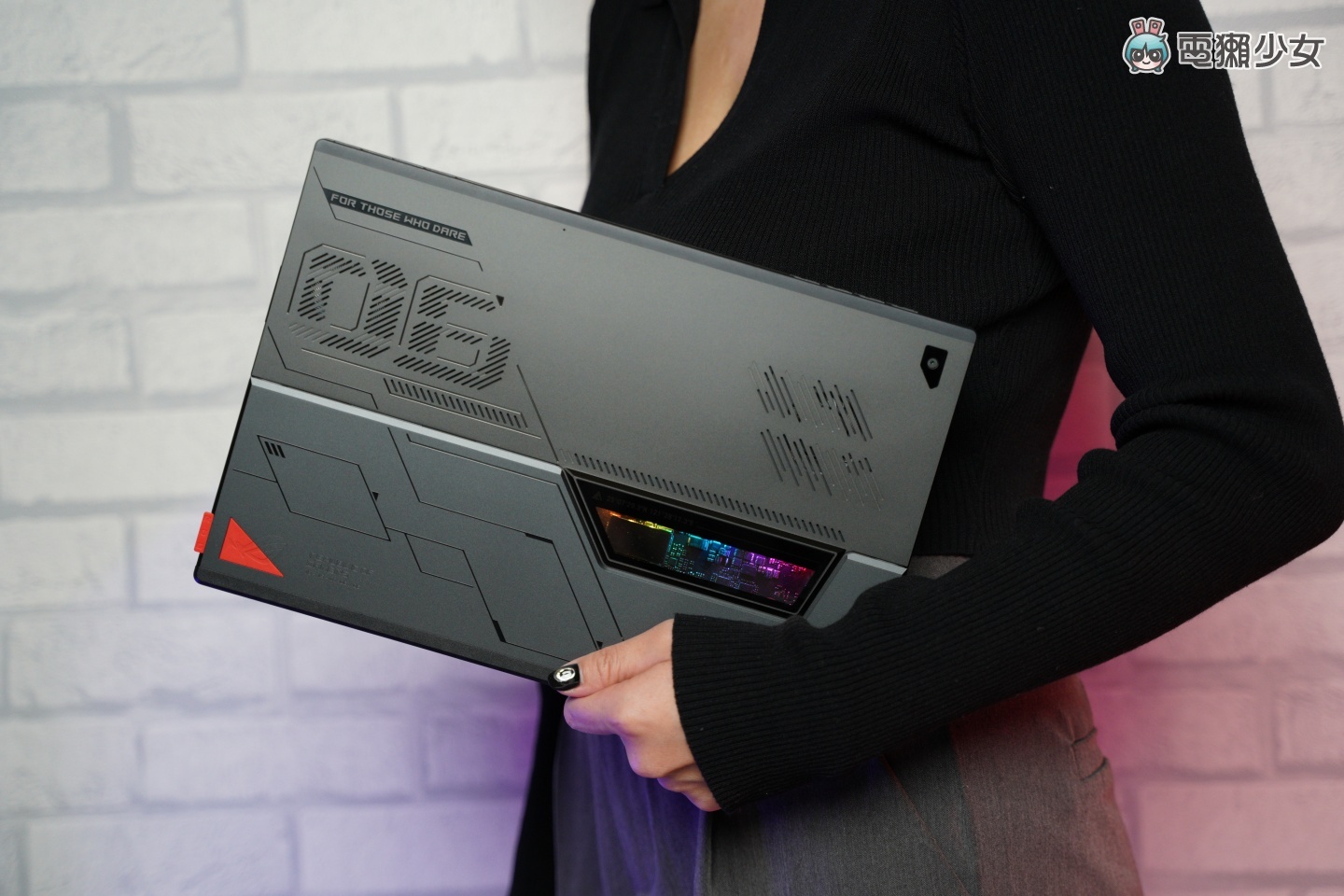 开箱|地表最强平板!打破你的想像 ROG Flow Z13 二合一电竞笔电 内容图8 潮品文-大潮社旗下实时最新热点娱乐时尚数码等新闻资讯网站! 开箱|地表最强平板!打破你的想像 ROG Flow Z13 二合一电竞笔电