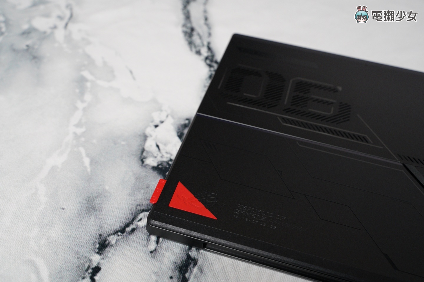 开箱|地表最强平板!打破你的想像 ROG Flow Z13 二合一电竞笔电 内容图9 潮品文-大潮社旗下实时最新热点娱乐时尚数码等新闻资讯网站! 开箱|地表最强平板!打破你的想像 ROG Flow Z13 二合一电竞笔电