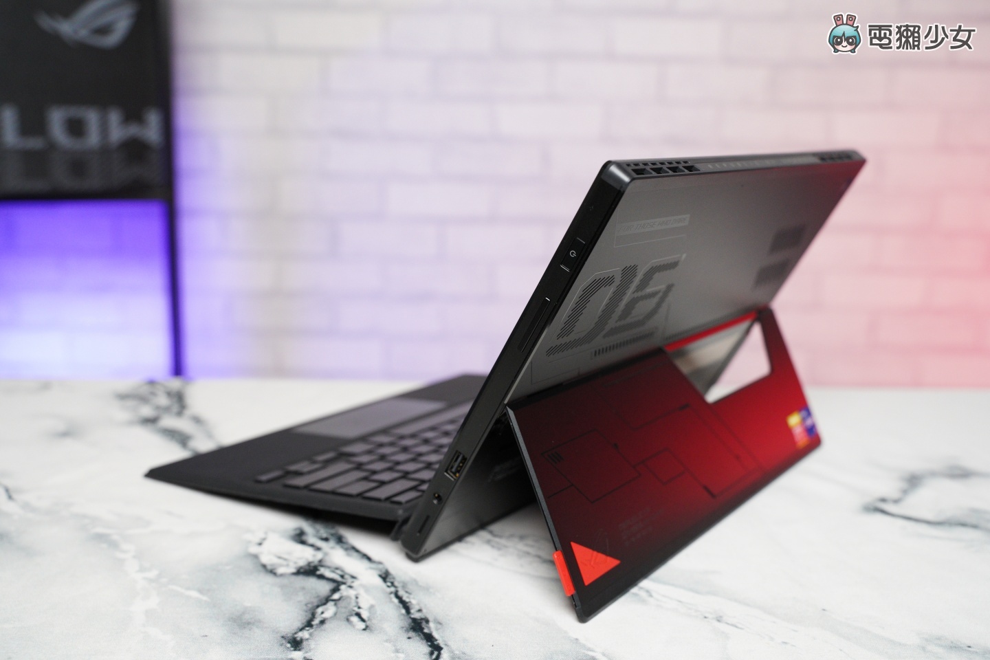 开箱|地表最强平板!打破你的想像 ROG Flow Z13 二合一电竞笔电 内容图10 潮品文-大潮社旗下实时最新热点娱乐时尚数码等新闻资讯网站! 开箱|地表最强平板!打破你的想像 ROG Flow Z13 二合一电竞笔电