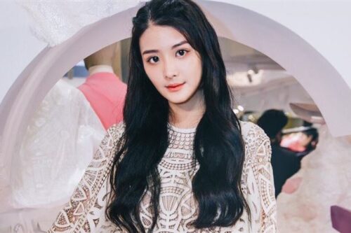 陈昭荣“超正爱女”晒DIY衣帽间　清新风网叹：惊人对比