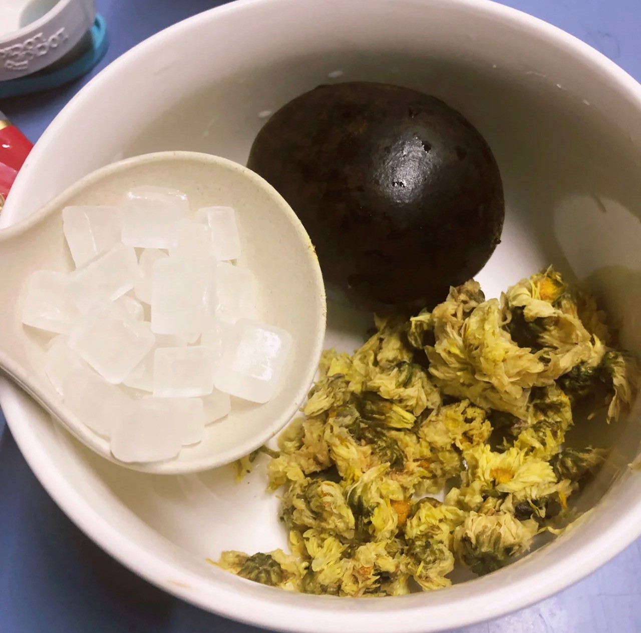 食谱 I 确诊康复一直清不走喉咙的痰！2款食疗润肺又化痰 更多热点 图4张