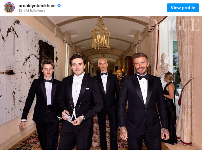 Style｜贝克汉儿Brooklyn大婚，富千金老婆Nicola穿Valentino订制婚纱亮相 更多热点 图4张