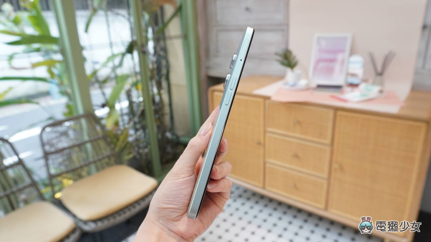 出门|进阶美颜更好入手的价格!OPPO 发表 Reno7 Z 彩虹极光与粉蓝真无线耳机 Enco Air2 内容图5 潮品文-大潮社旗下实时最新热点娱乐时尚数码等新闻资讯网站! 出门|进阶美颜更好入手的价格!OPPO 发表 Reno7 Z 彩虹极光与粉蓝真无线耳机 Enco Air2