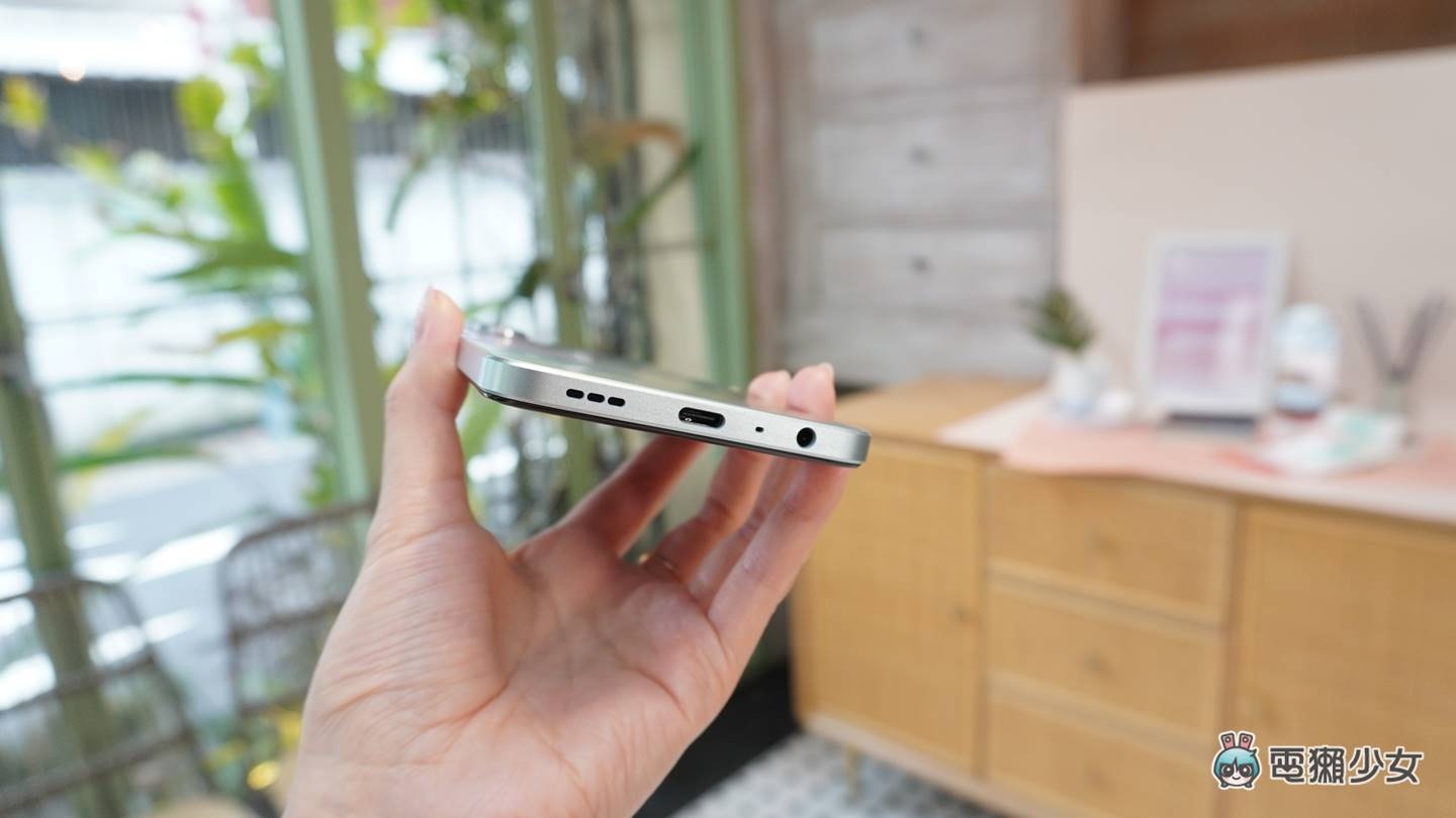 出门|进阶美颜更好入手的价格!OPPO 发表 Reno7 Z 彩虹极光与粉蓝真无线耳机 Enco Air2 内容图6 潮品文-大潮社旗下实时最新热点娱乐时尚数码等新闻资讯网站! 出门|进阶美颜更好入手的价格!OPPO 发表 Reno7 Z 彩虹极光与粉蓝真无线耳机 Enco Air2