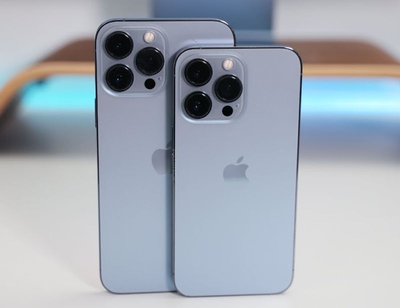 News I 5G手机网速测试：iPhone 13排在3！前两名由这家手机厂商包揽！ 更多热点 图6张