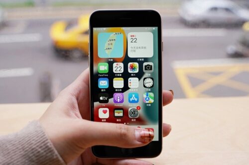 iPhone SE 3 在美国销量低于预期 调研机构认为是苹果‘ 宣传不足 ’所致