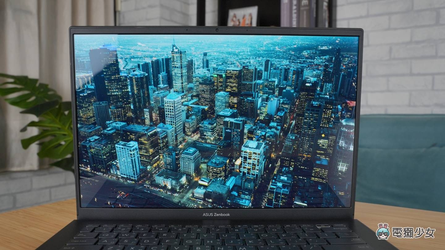 开箱|全新外型设计 Zenbook 14 OLED(UX3402)轻薄笔电,Intel Evo 认证通过! 75Wh 大电池续航力更久 内容图8 潮品文-大潮社旗下实时最新热点娱乐时尚数码等新闻资讯网站! 开箱|全新外型设计 Zenbook 14 OLED(UX3402)轻薄笔电,Intel Evo 认证通过! 75Wh 大电池续航力更久