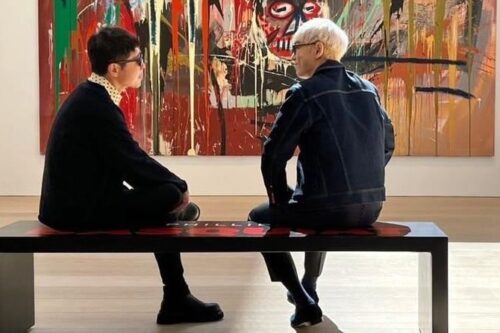 TOP别了粉丝行踪曝光：纽约与日本首富看画：聊了很多！